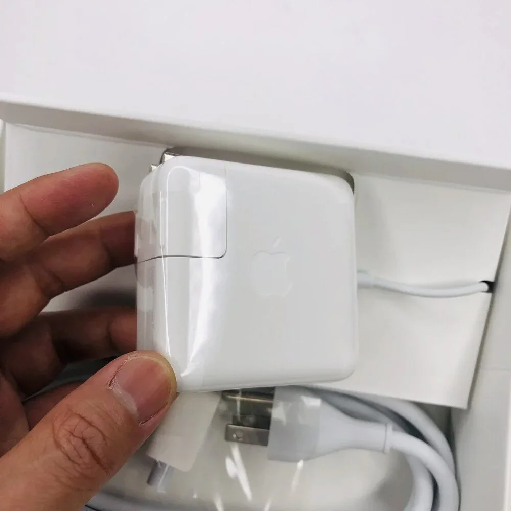 Apple MC747LL/A MagSafe 45W Power Adapter For MacBook Air Model A1374